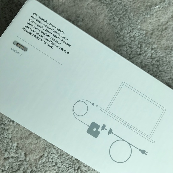 Apple 85W MagSafe 2 Power Adapter for MacBook Pro - Picture 3 of 3